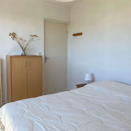 Lejlighed T2 Ensoleille Avec Parking Privatif A Partir De 2025, Climatisation Et Proche Des Thermes - Fr-1-553-268