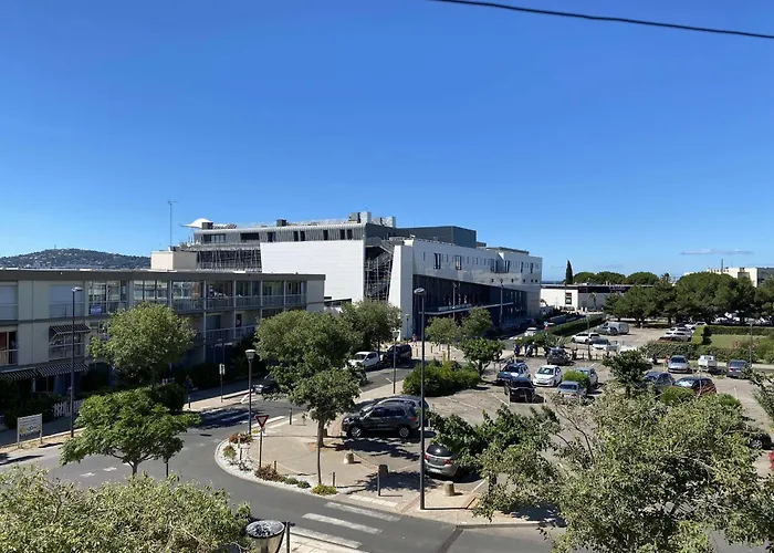 Apartamento T2 Ensoleillé Avec Parking Privatif à Partir De 2025, Climatisation Et Proche Des Thermes - Fr-1-553-268